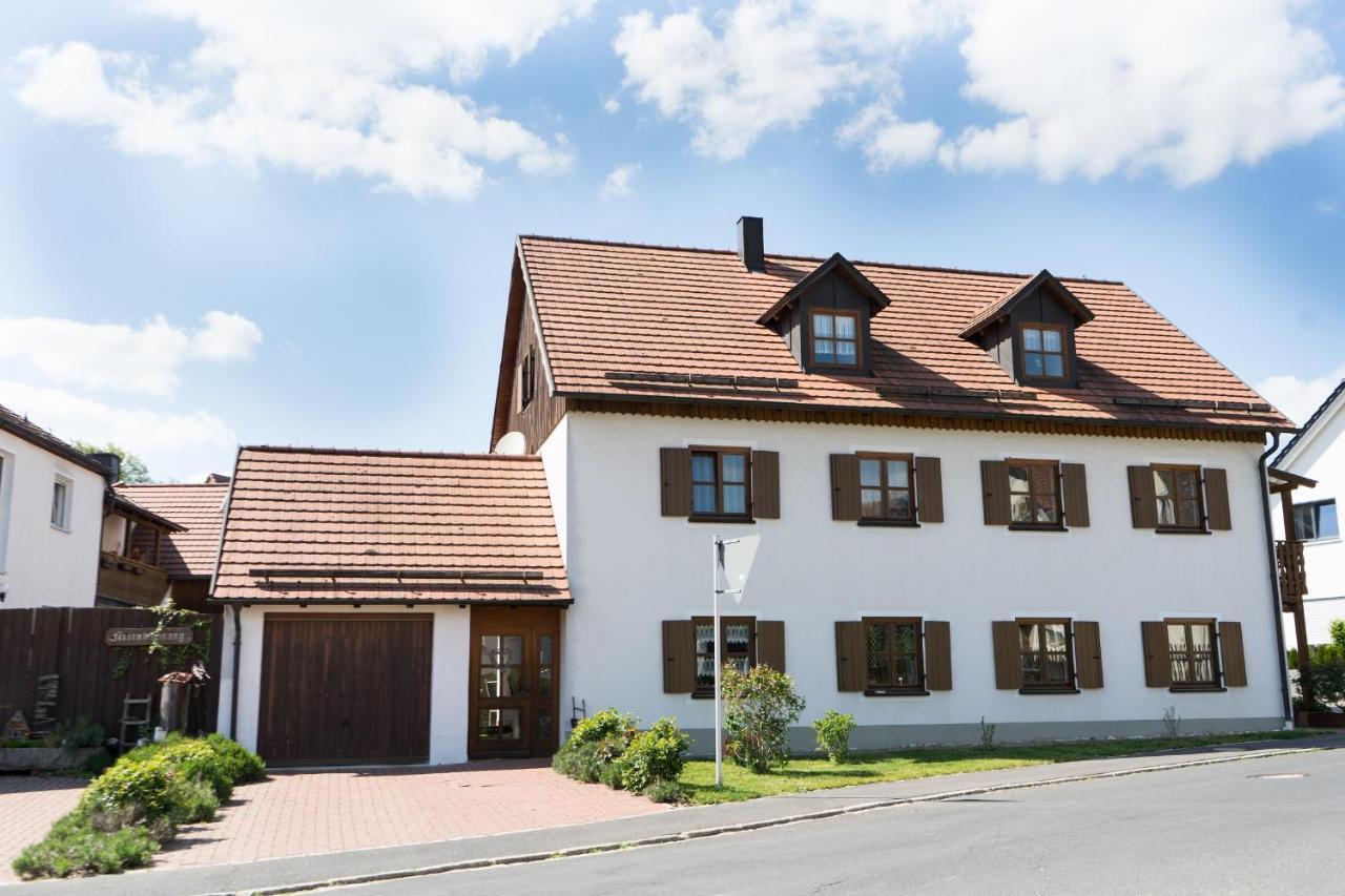 Ferienwohnungen Koehler Neualbenreuth Esterno foto